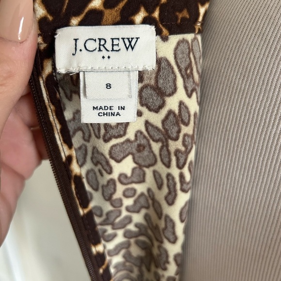 J. Crew Leopard Dress Sz 8 Crepe leopard Shift dress - Picture 7 of 8